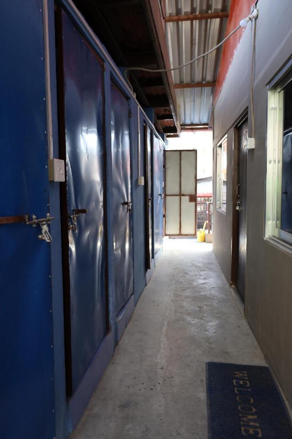 Margik Backpackers Hostel Pokhara Extérieur photo