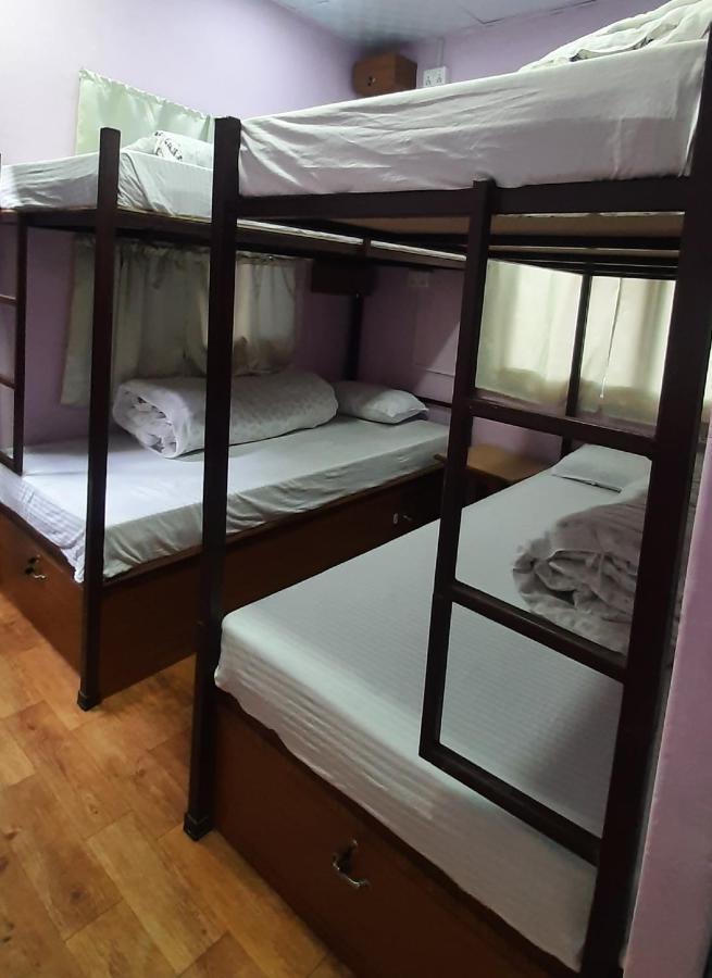 Margik Backpackers Hostel Pokhara Extérieur photo